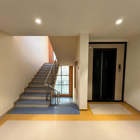 Hotel Avenue Plaza Mundra Dış mekan fotoğraf